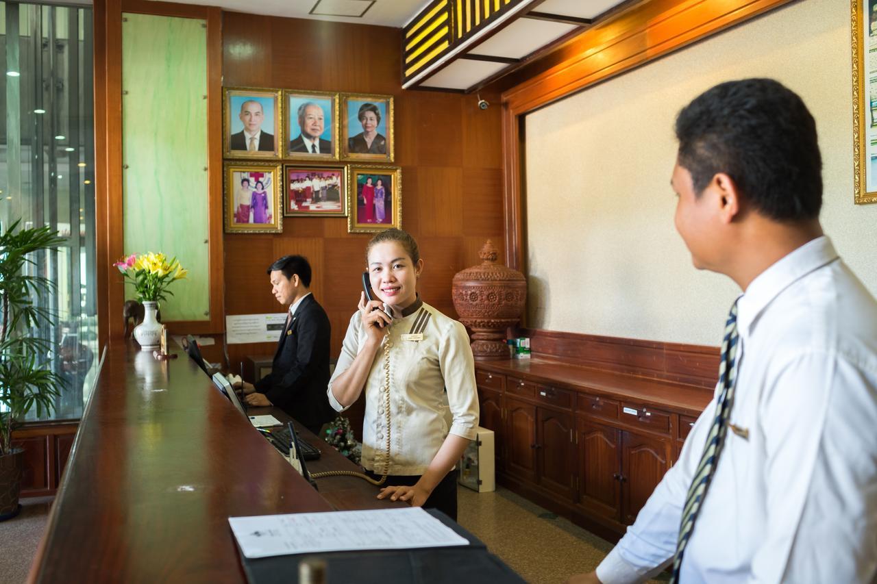 Smiling Hotel Siem Reap Buitenkant foto